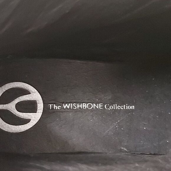 Wishbone Collection Leather Hightops Size 9 - Picture 9 of 10